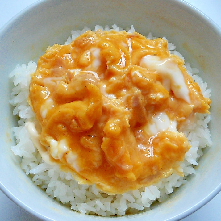 レンジで簡単 ずぼらレシピ ツナと半熟卵の丼 レシピ 作り方 By みずたまsweet 楽天レシピ
